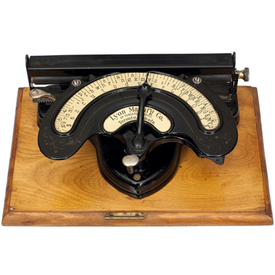 Read more about the article American 2 Typewriter