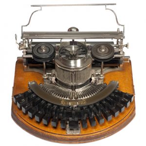 Photograph of the Hammond 1b typewriter, small file.