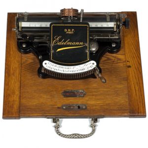 Photograph of the Edelmann typewriter.
