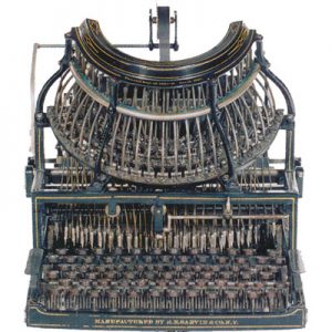 Photograph of the Horton Typewriter.