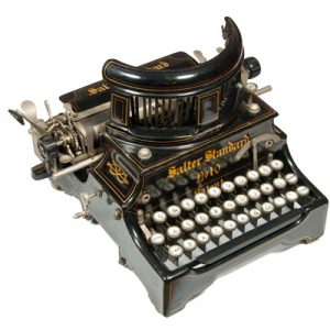 Photograph of the Salter 10 typewriter.