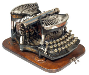 Photograph of the Williams 1 typewriter.