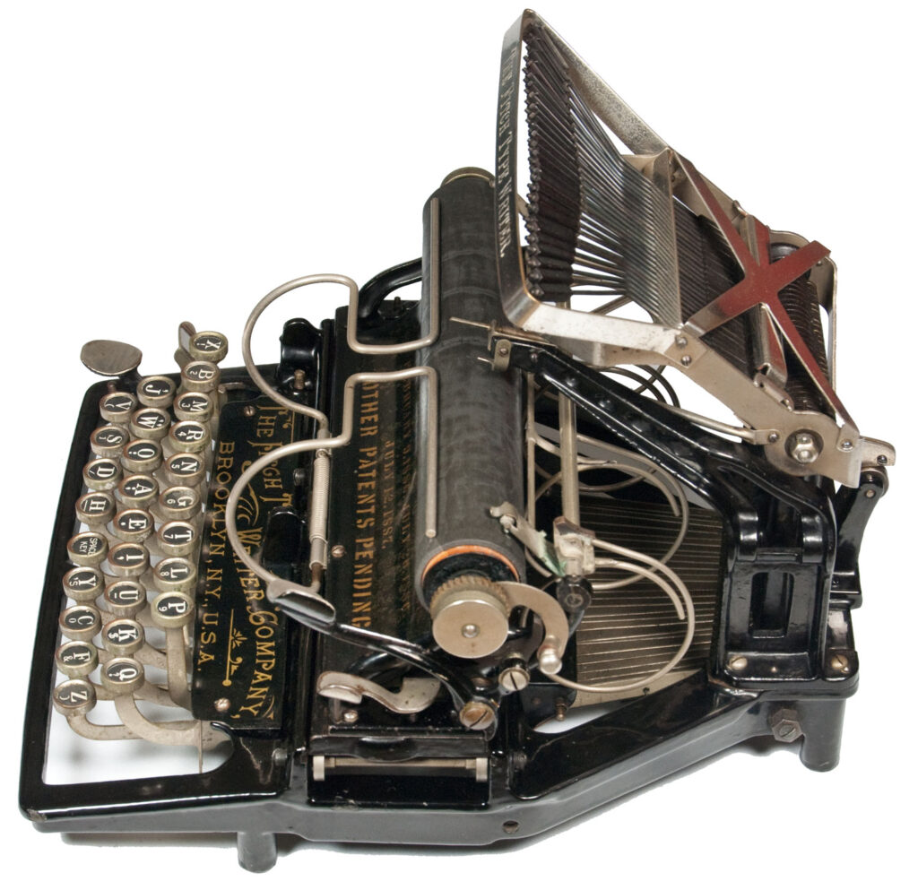 Right side view of the Fitch 1 typewriter.