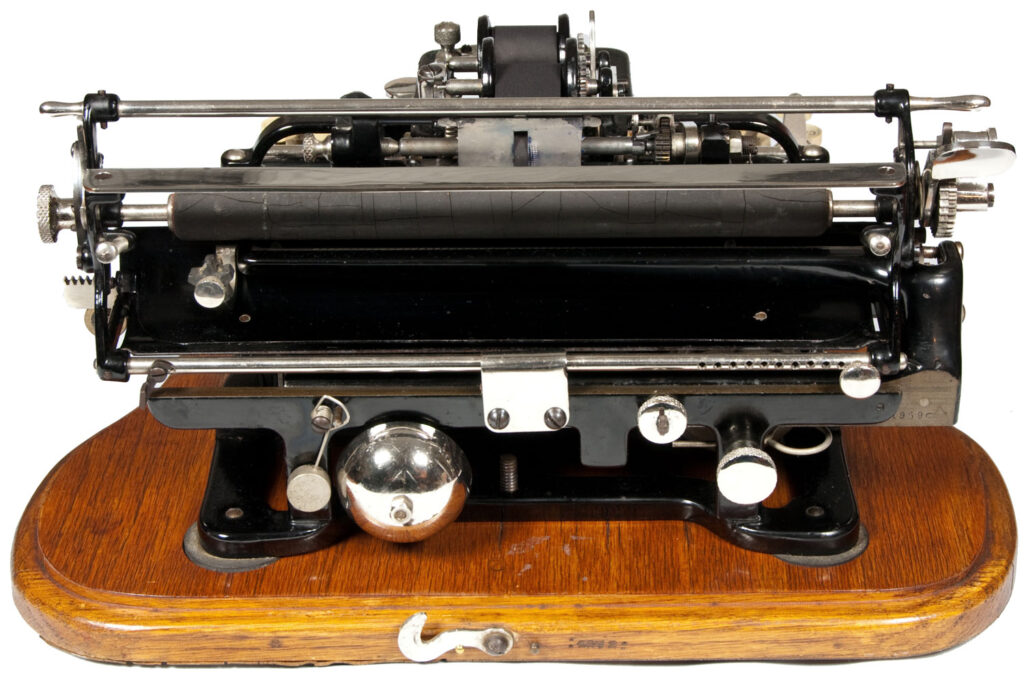 Rear view of the Munson 1 typewriter.