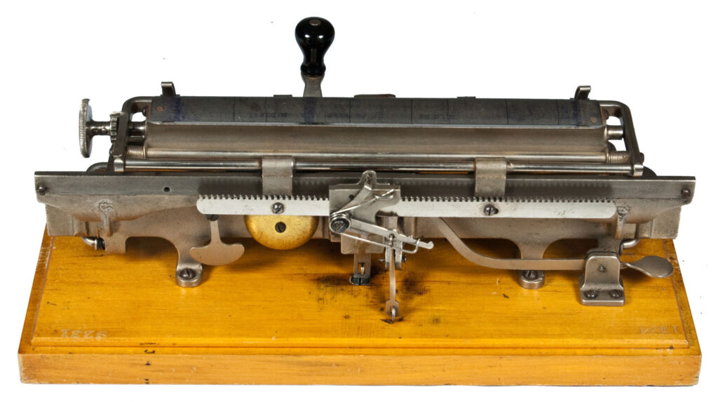 Rear view of the Merritt typewriter.