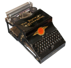 Full view of the Rapid typewriter.