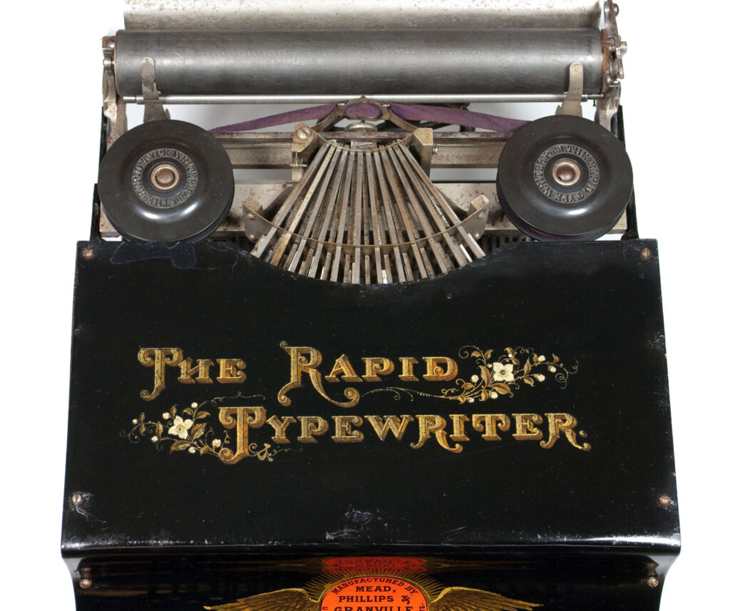 Top view of the Rapid typewriter.