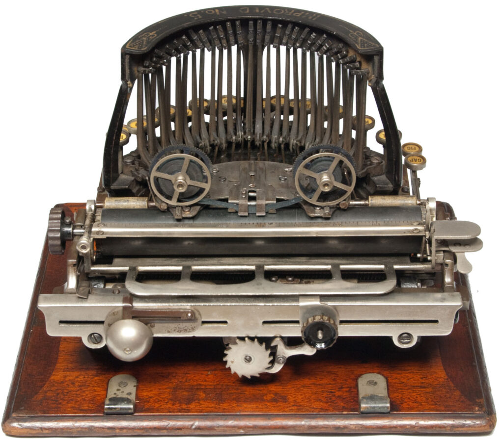 Rear view of the Salter 5 typewriter.