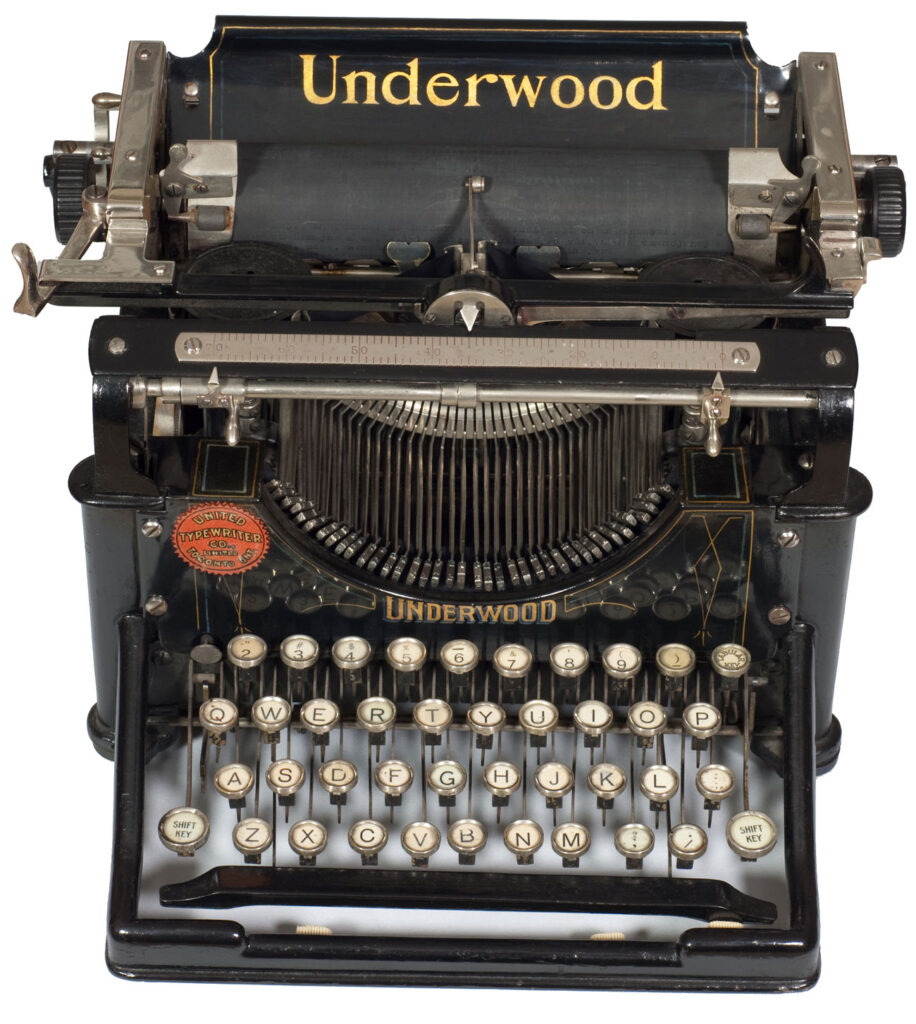 Full front view of the Underwood 1 typewriter.