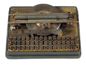 Front view of the Automatic typewriter.