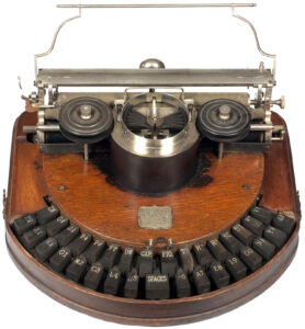 Photograph of the Hammond 1 typewriter with mahogany finish.