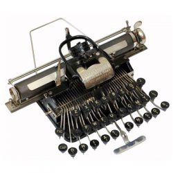 Photograph of the Blickensderfer 5 typewriter, small file.